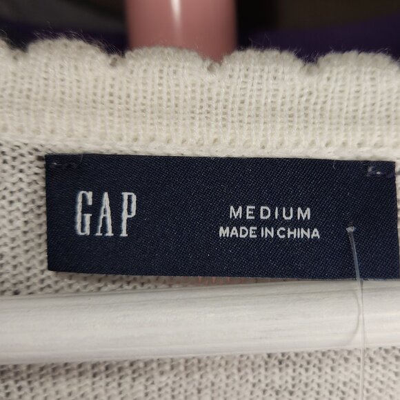 GAP - Cropped SS Sweater - Picture 2 of 4